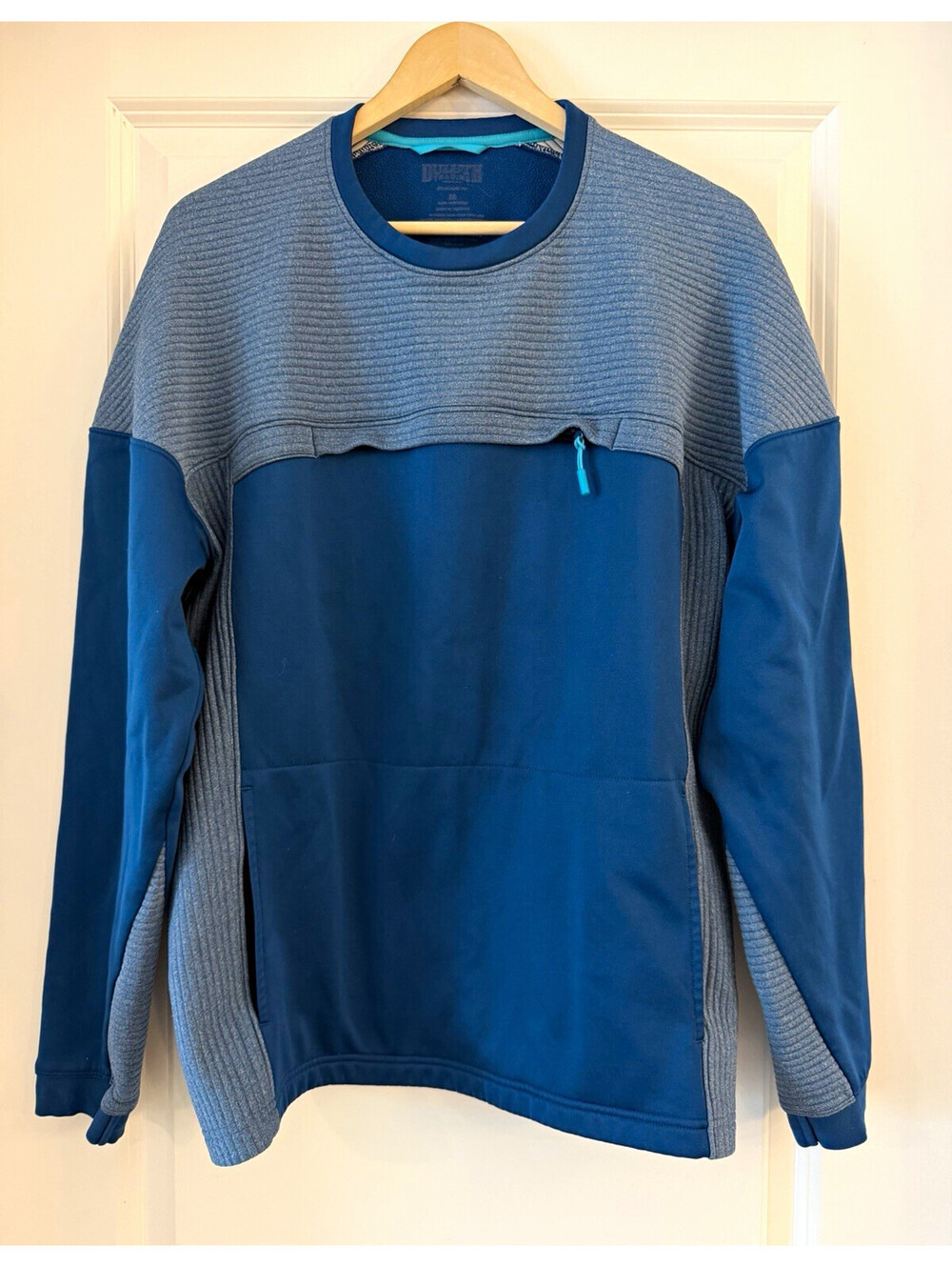 Duluth Trading Co. Men's Medium Blue Color-Block Fleece-Lined Crewneck Pullover